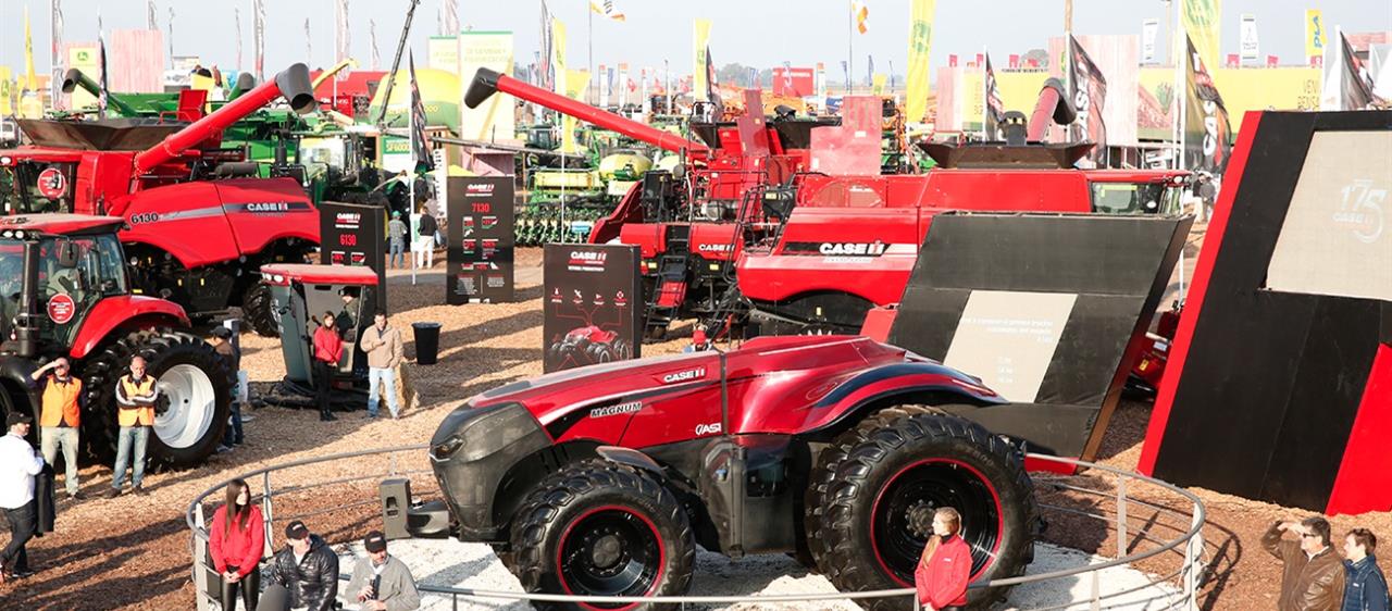 Case IH presentó en Agroactiva el primer tractor autónomo del mundo
